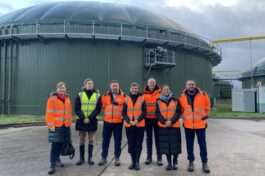 Mary Creagh CBE MP visits ST Green Power AD site in North London